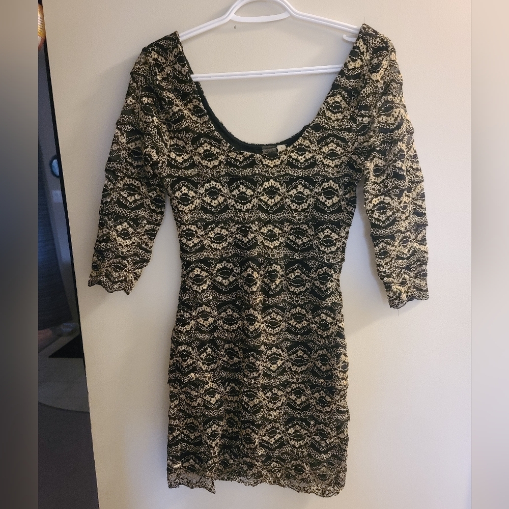 🦄 Adorable Black Swan Black And Gold Bodycon Cocktail Dress